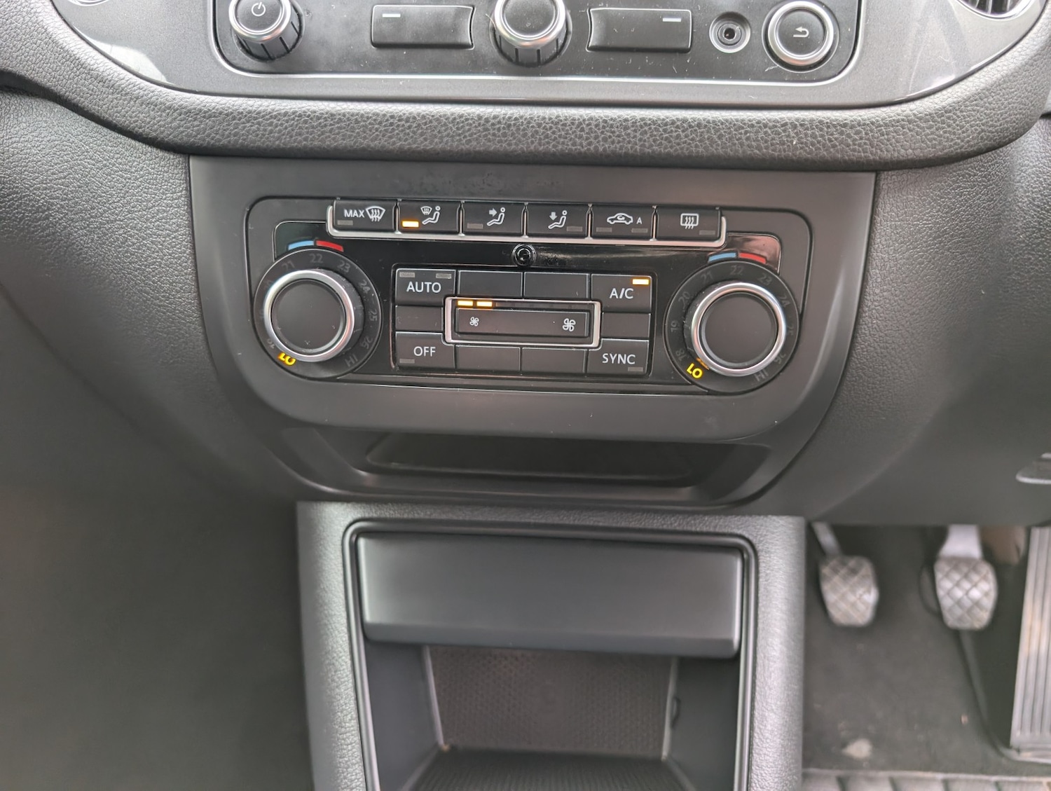 Used Volkswagen Tiguan 2015 for sale - 77516104: Photo 20