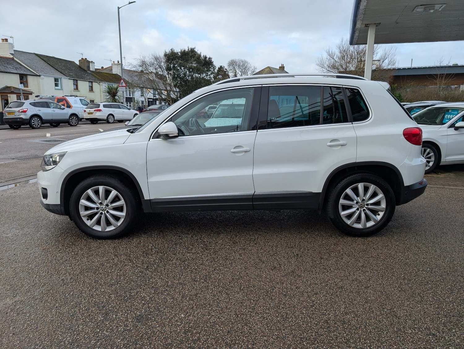 Used Volkswagen Tiguan 2015 for sale - 77516104: Photo 8