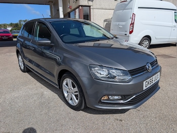 Used Volkswagen Polo 2016 for sale - 75731185: Photo