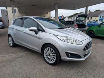 2015 - 1.0 T EcoBoost Titanium 5-Door