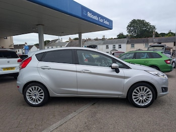Used Ford Fiesta 2015 for sale - 75237094: Photo