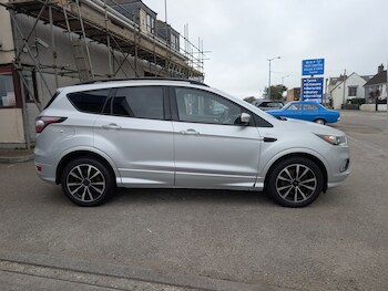 Used Ford Kuga 2017 for sale - 77707150: Photo