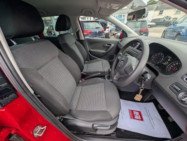 Used Volkswagen Polo 2014 for sale - 76246110: Photo 14