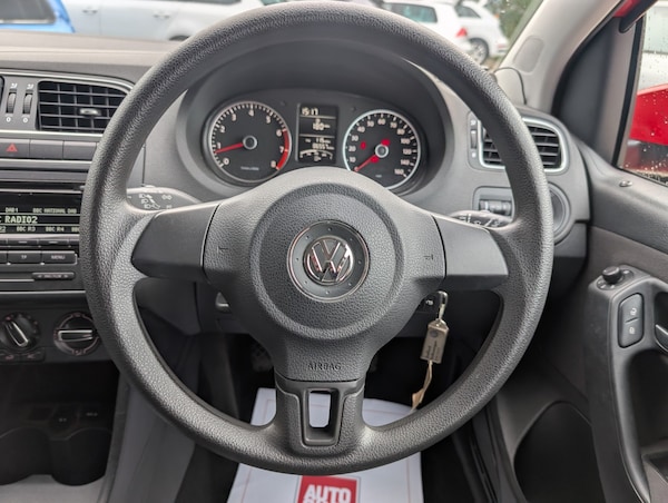 Used Volkswagen Polo 2014 for sale - 76246110: Photo 17