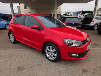 Used Volkswagen Polo 2014 for sale - 76246110: Photo 2