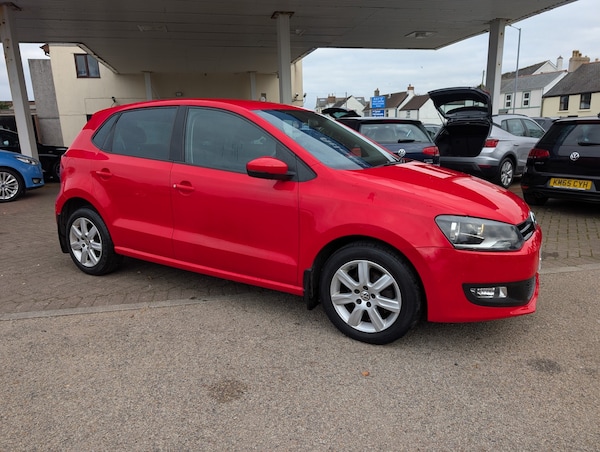 Used Volkswagen Polo 2014 for sale - 76246110: Photo 3