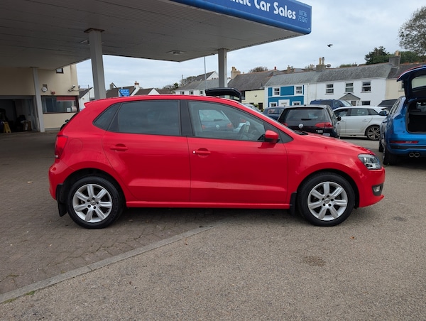 Used Volkswagen Polo 2014 for sale - 76246110: Photo 4