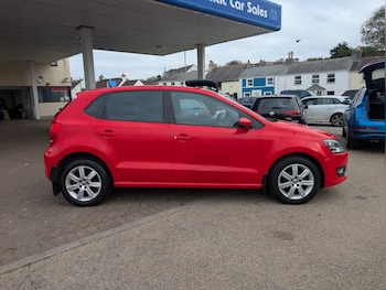 Used Volkswagen Polo 2014 for sale - 76246110: Photo 4