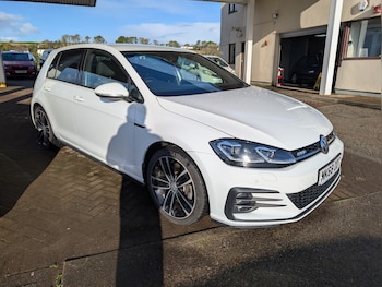 Used Volkswagen Golf 2018 for sale - 77237038: Photo