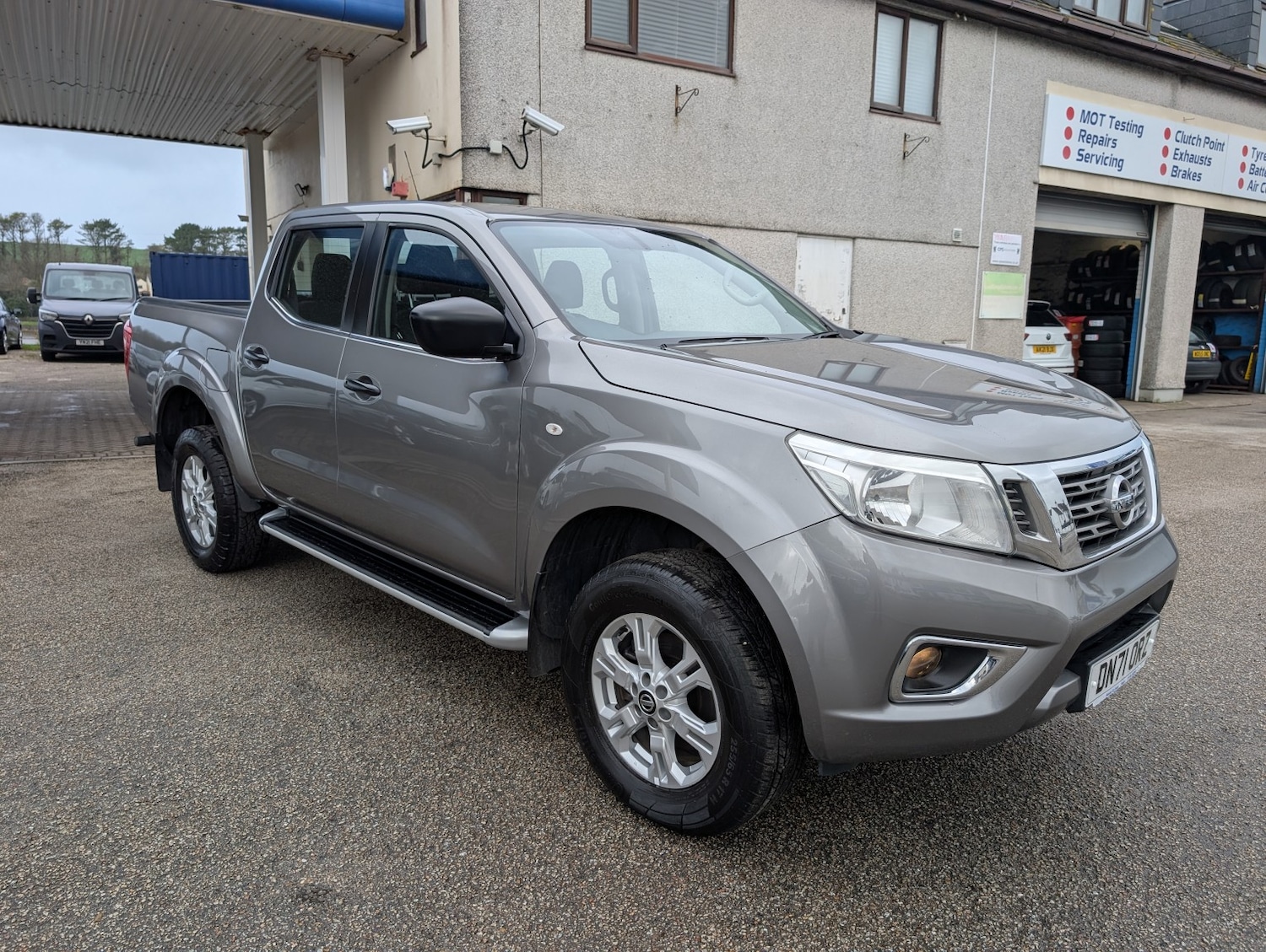 Used Nissan Navara 2021 for sale - 76982797: Photo 2
