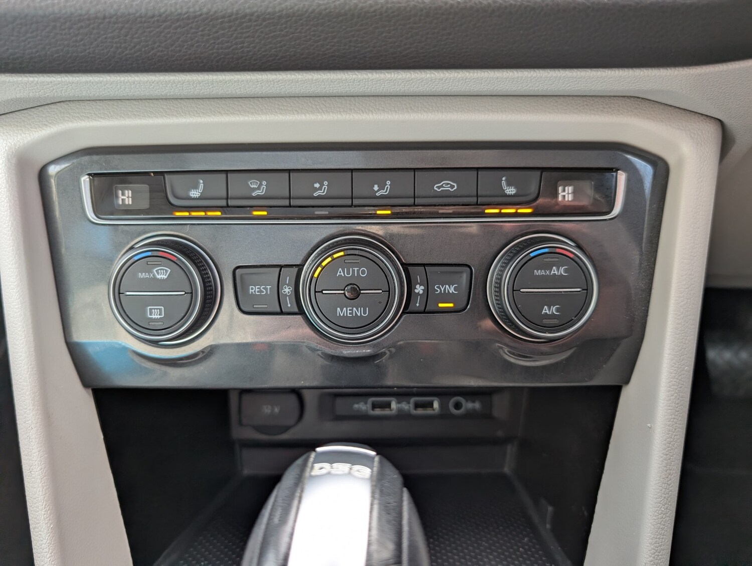 Used Volkswagen Tiguan 2019 for sale - 77851339: Photo 23