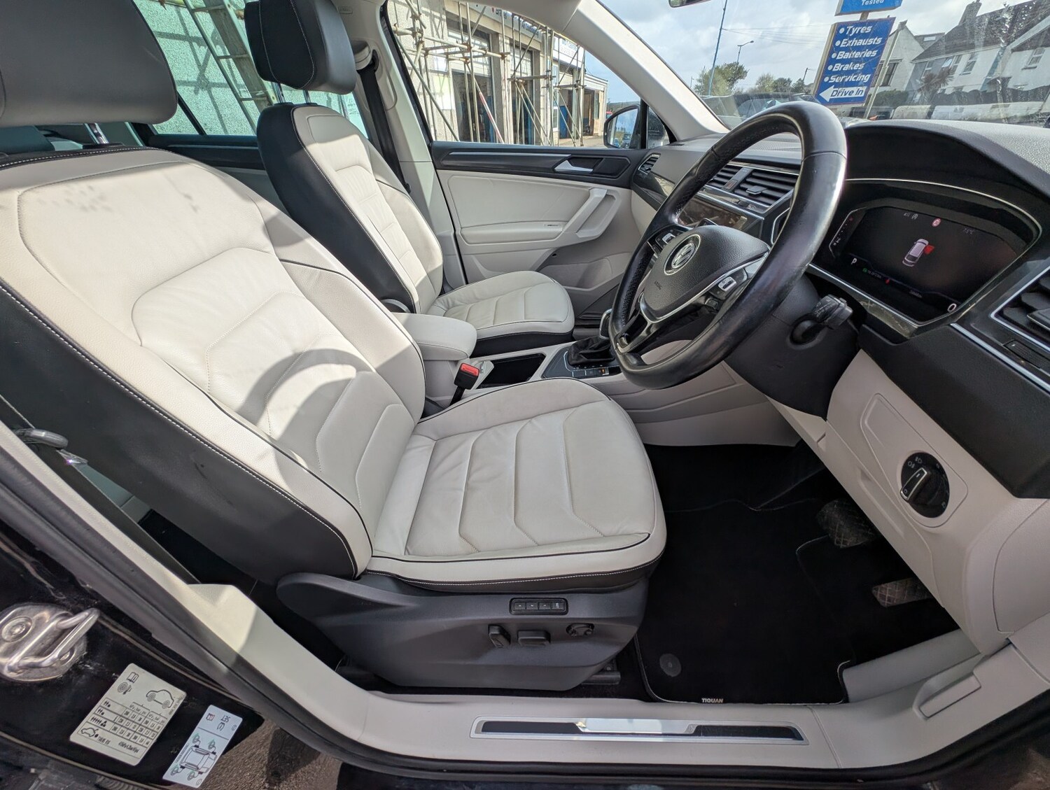 Used Volkswagen Tiguan 2019 for sale - 77851339: Photo 35