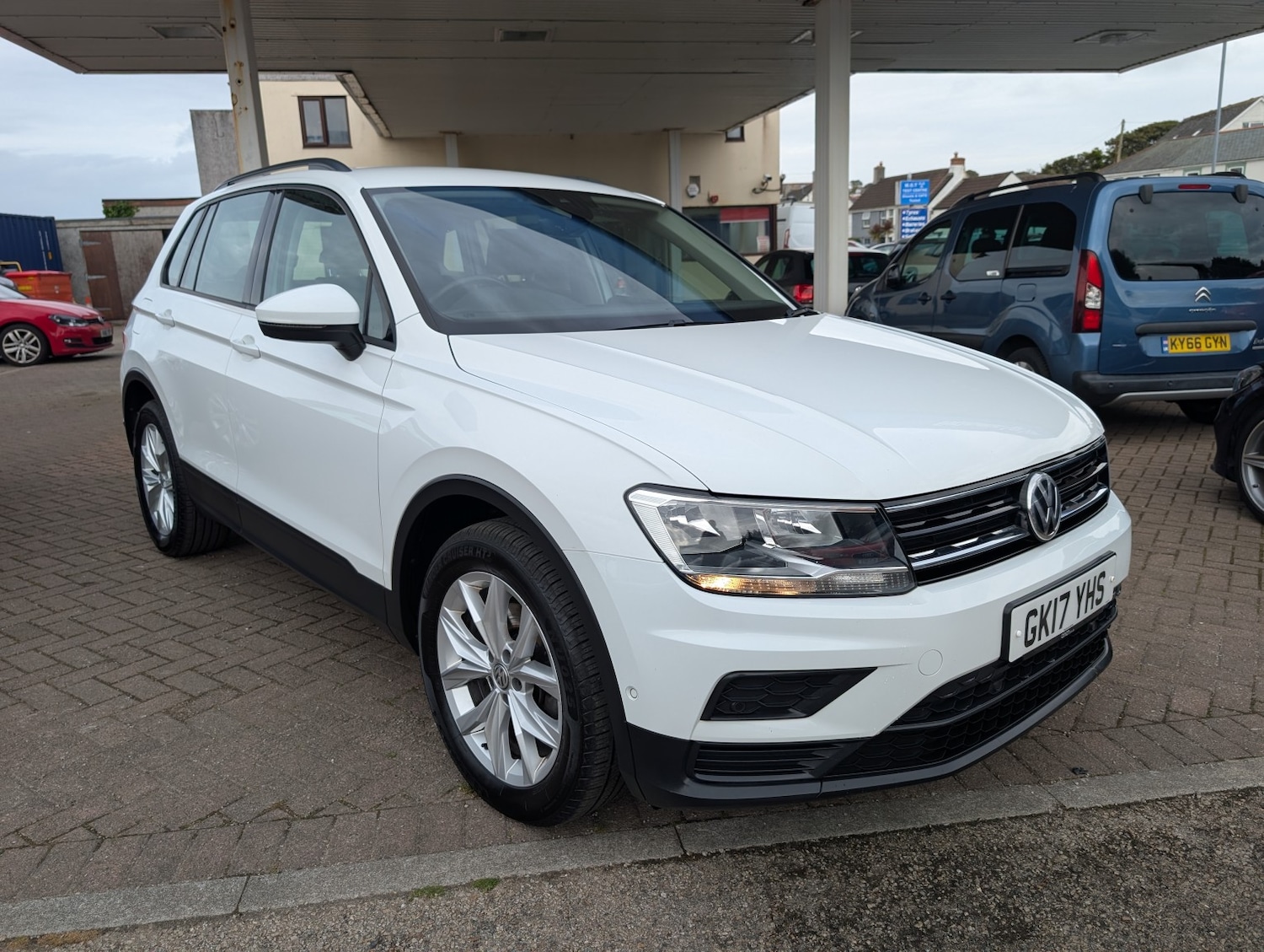 Used Volkswagen Tiguan 2017 for sale - 76793142: Photo 10