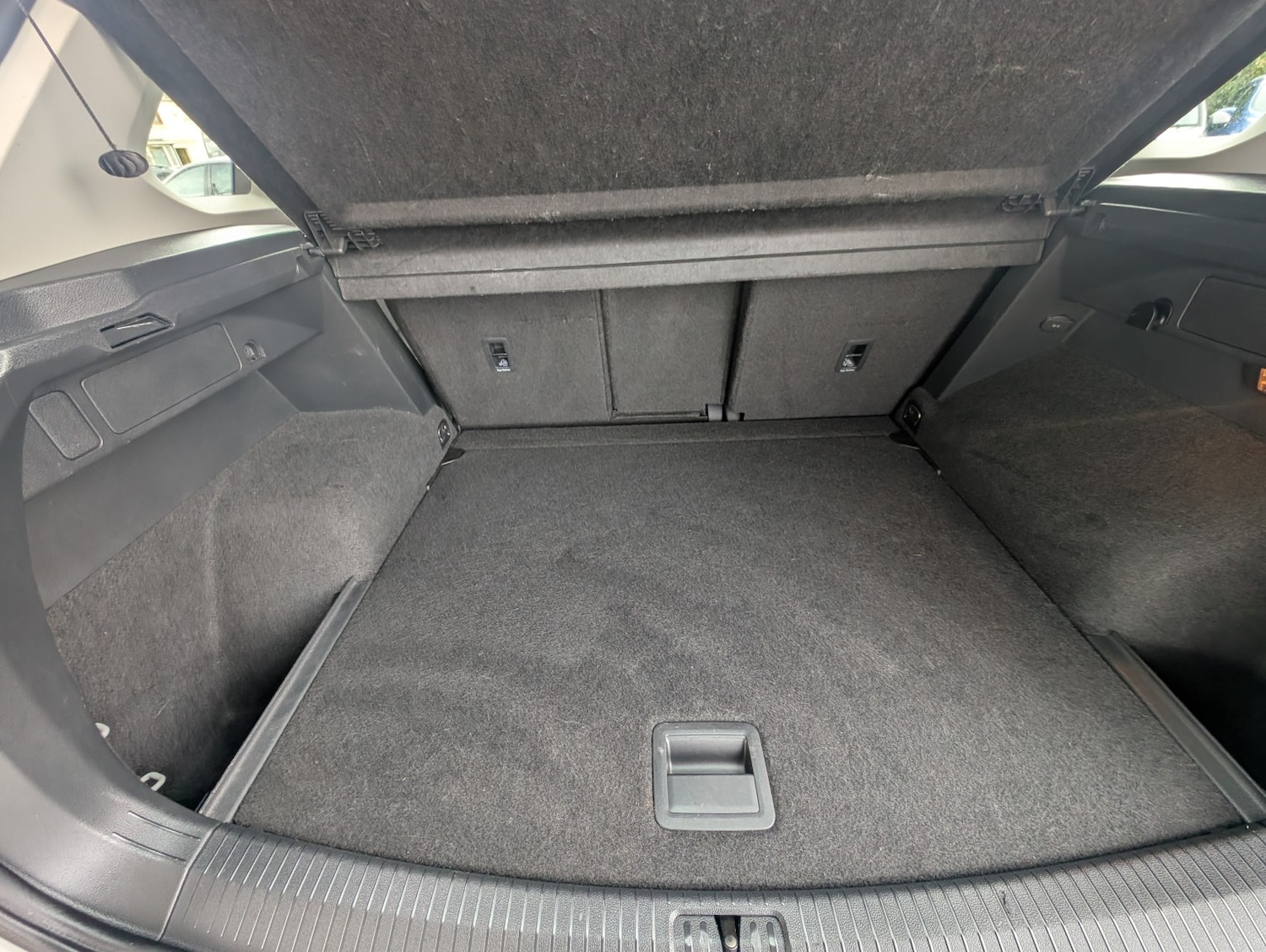 Used Volkswagen Tiguan 2017 for sale - 76793142: Photo 12