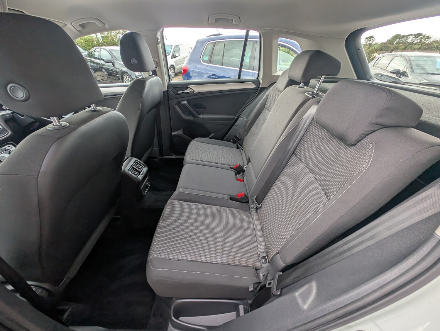 Used Volkswagen Tiguan 2017 for sale - 76793142: Photo 23