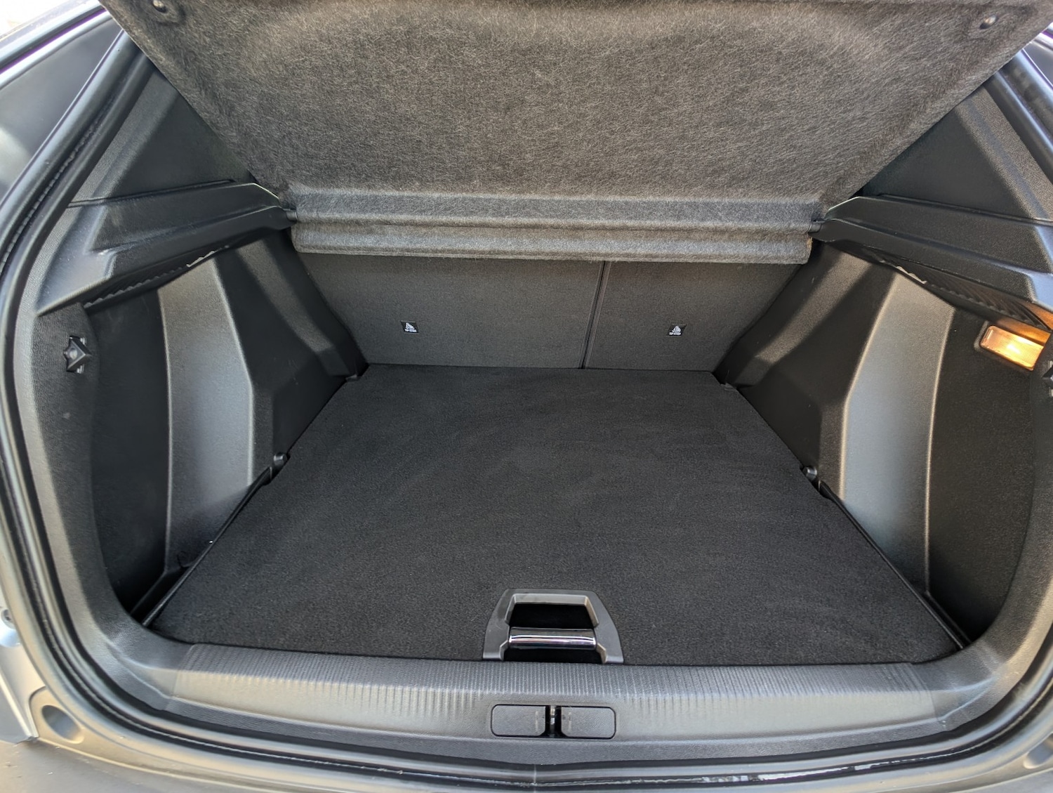 Used Peugeot 2008 2020 for sale - 77921434: Photo 13