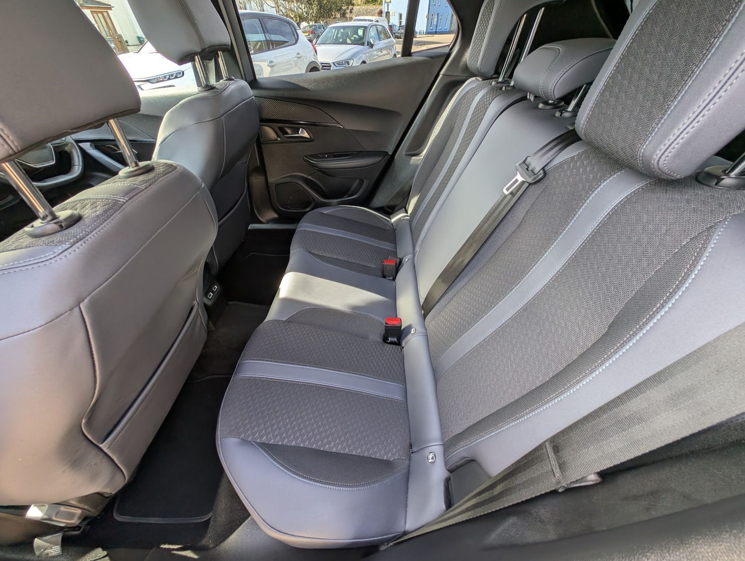 Used Peugeot 2008 2020 for sale - 77921434: Photo 29