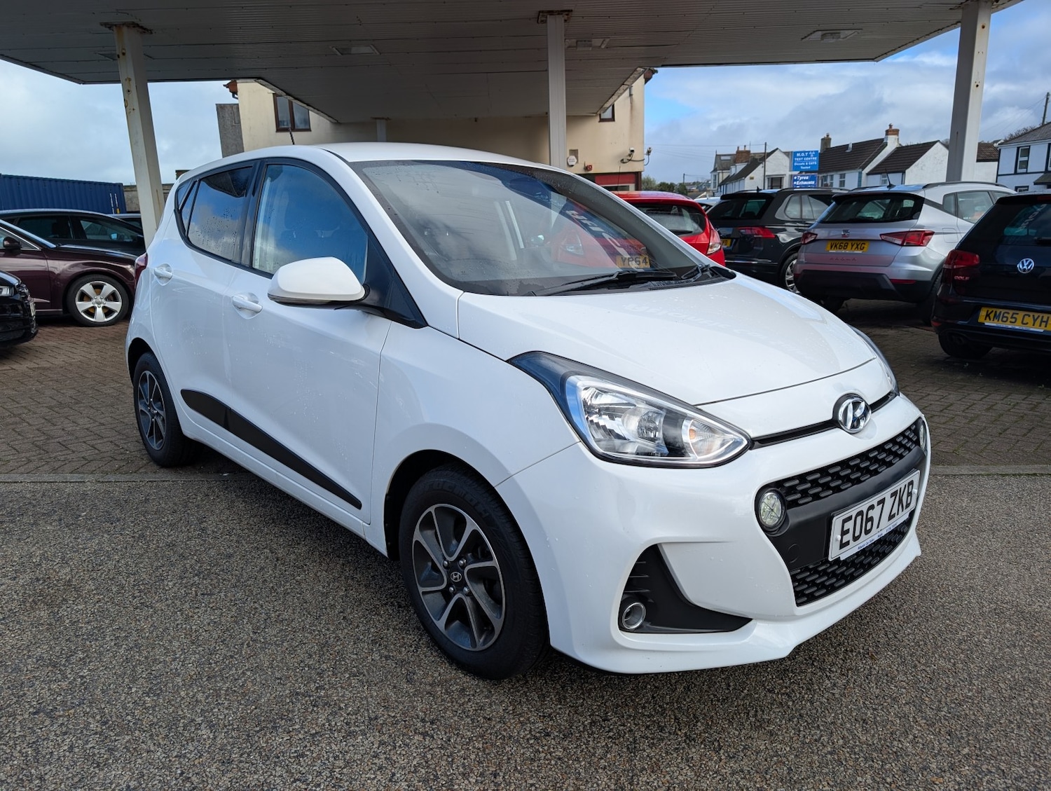 Used Hyundai i10 2017 for sale - 76120313: Photo 10
