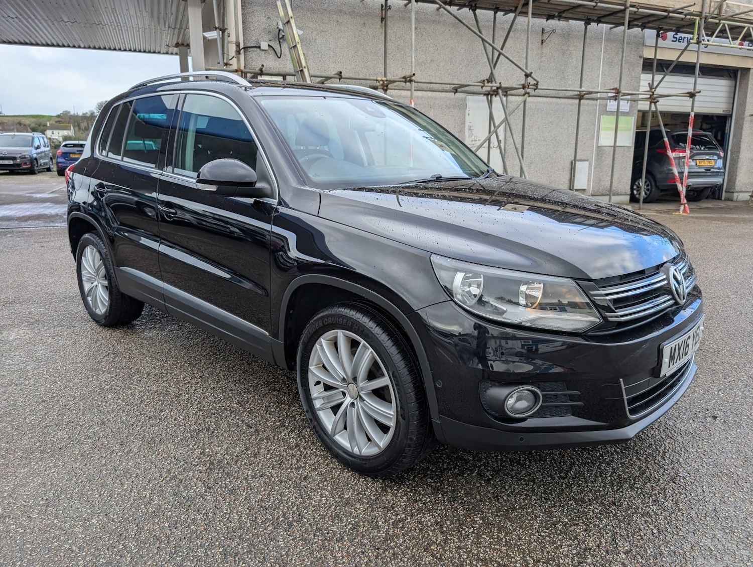 Used Volkswagen Tiguan 2016 for sale - 77572840: Photo 2