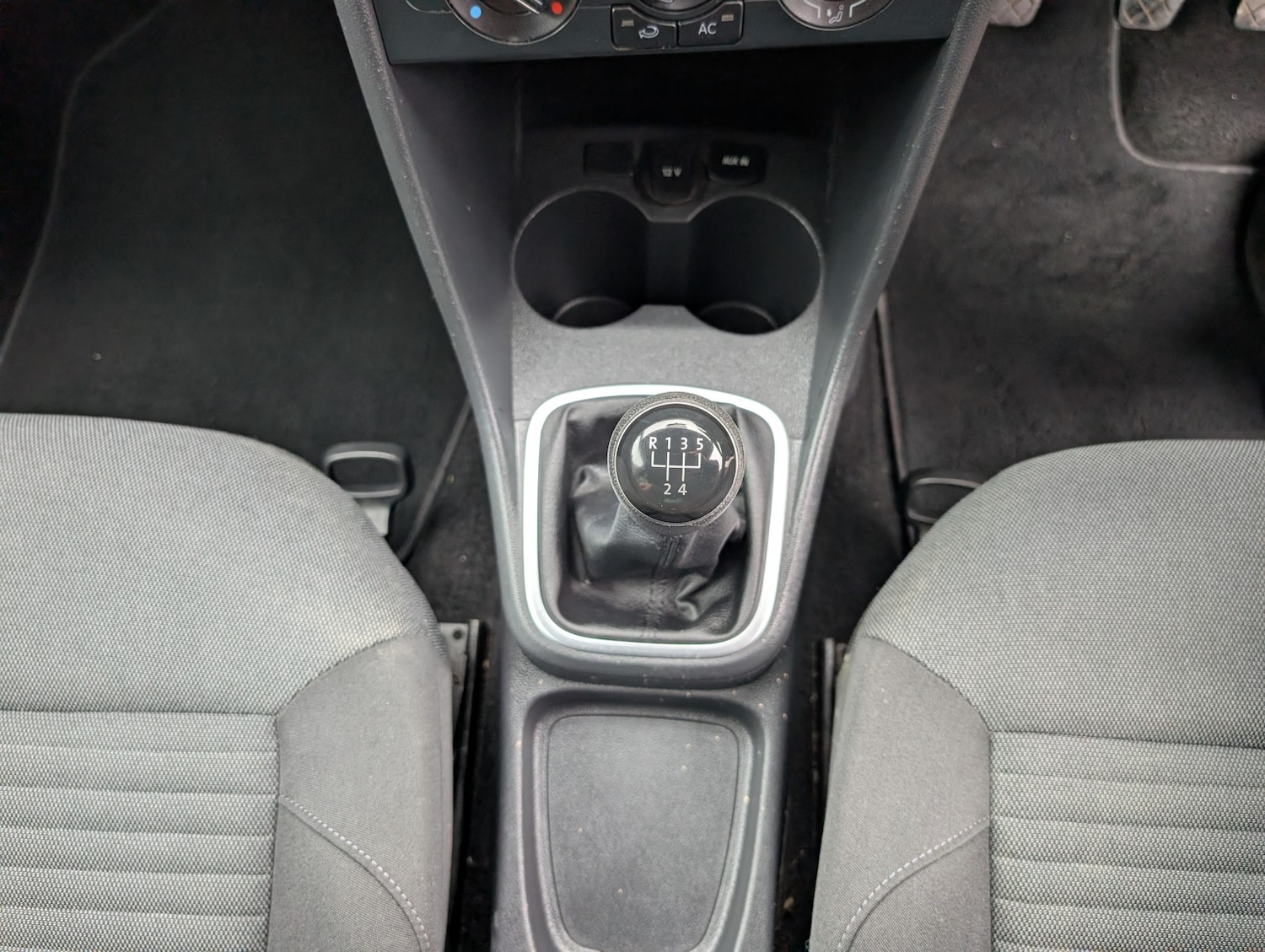 Used Volkswagen Polo 2014 for sale - 77522000: Photo 20