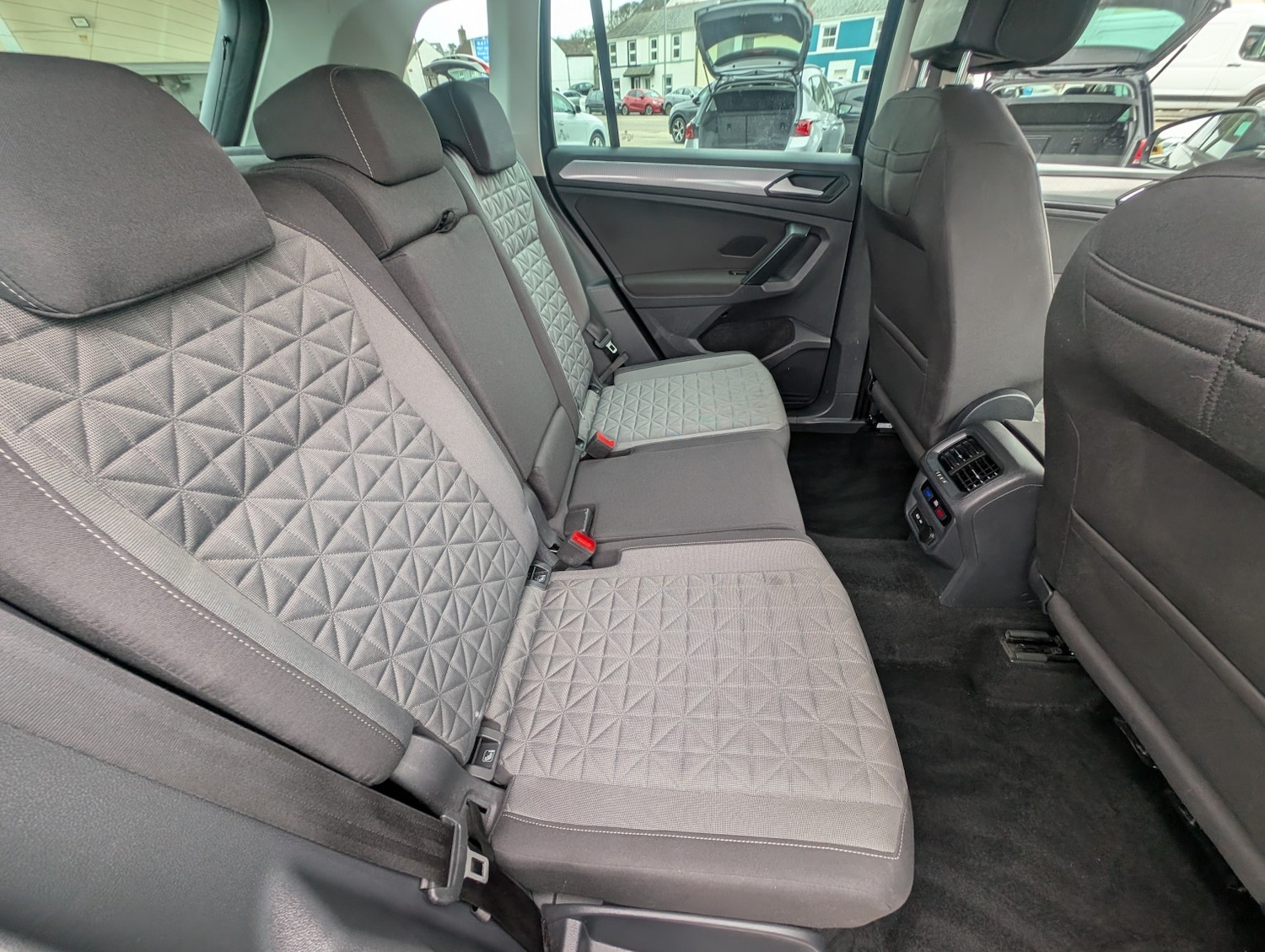 Used Volkswagen Tiguan 2021 for sale - 76313958: Photo 23