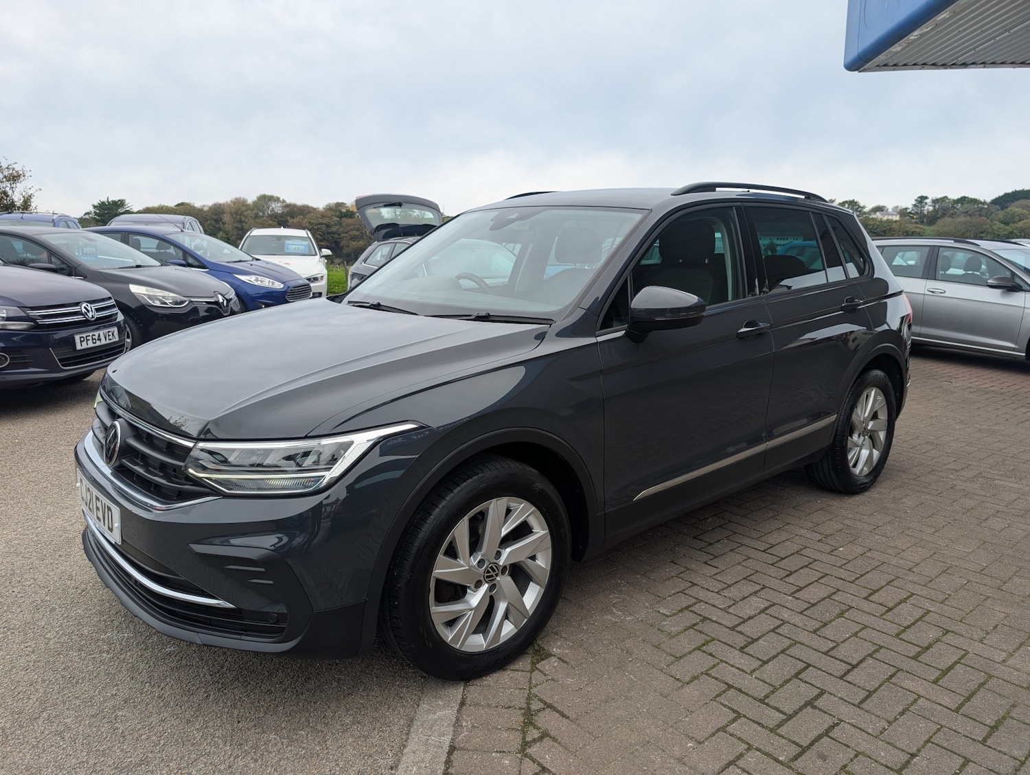 Used Volkswagen Tiguan 2021 for sale - 76313958: Photo 9