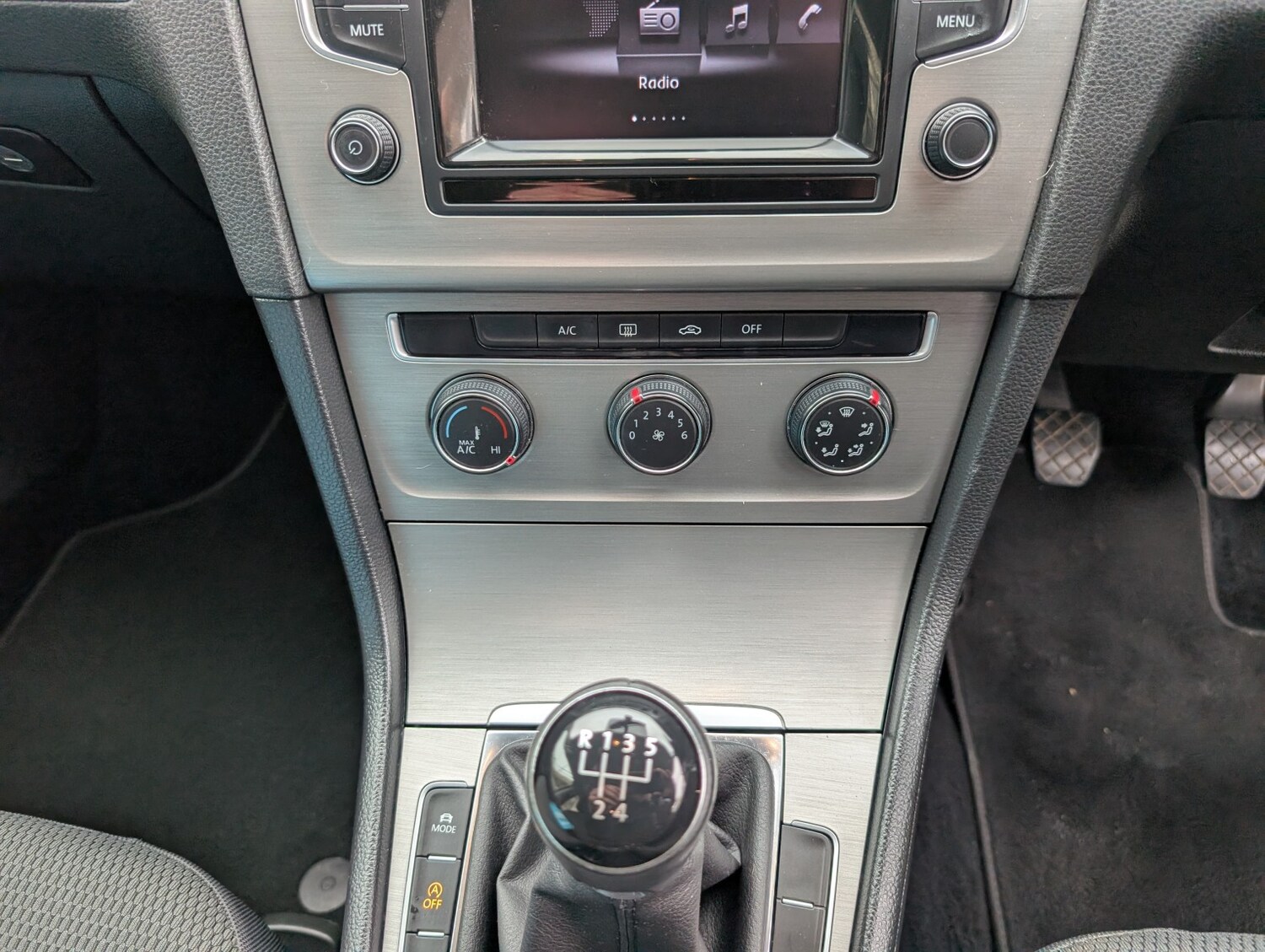 Used Volkswagen Golf 2014 for sale - 77766506: Photo 20