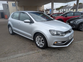 Used Volkswagen Polo 2015 for sale - 78633489: Photo
