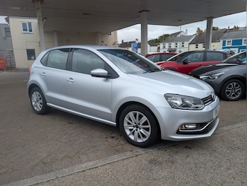 Used Volkswagen Polo 2015 for sale - 78633489: Photo