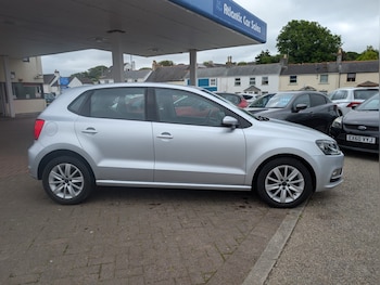 Used Volkswagen Polo 2015 for sale - 78633489: Photo