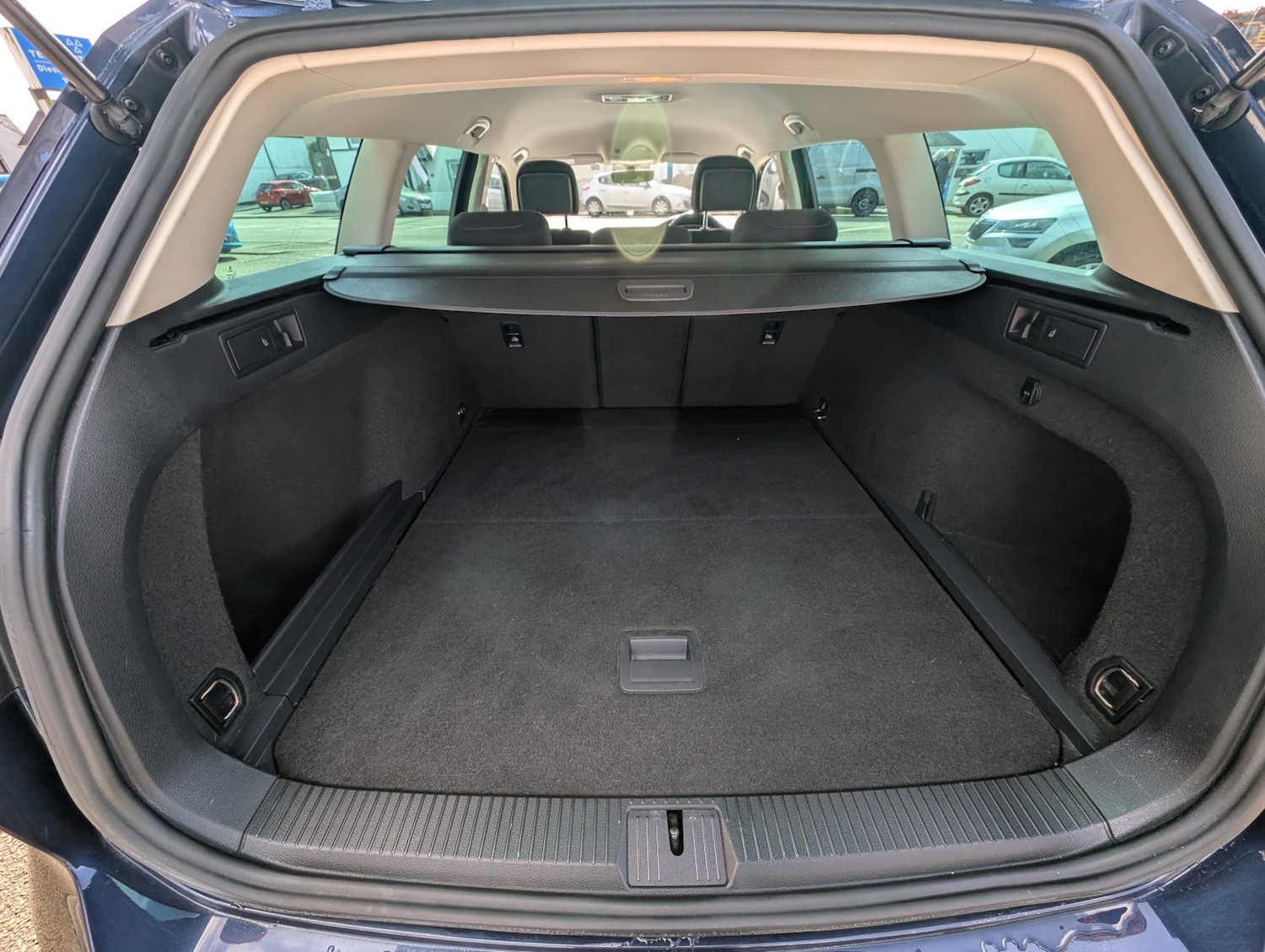 Used Volkswagen Passat 2015 for sale - 78213644: Photo 12