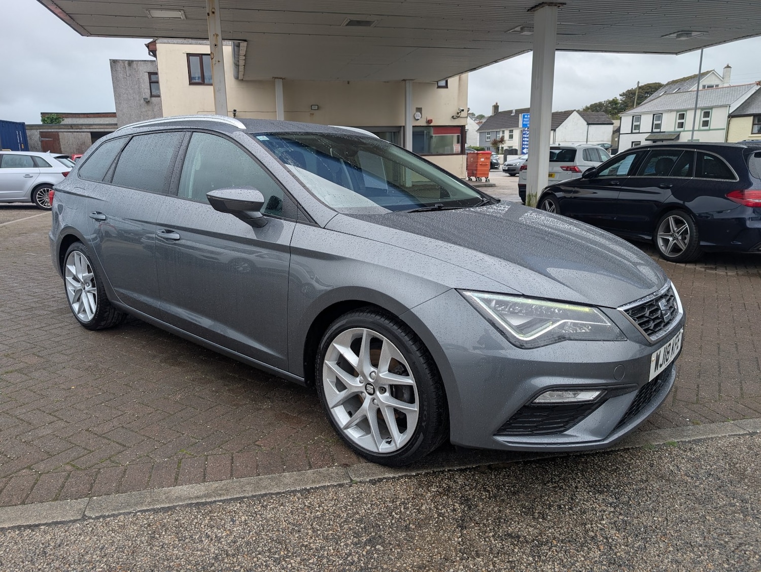 Used SEAT Leon 2018 for sale - 76793139: Photo 2