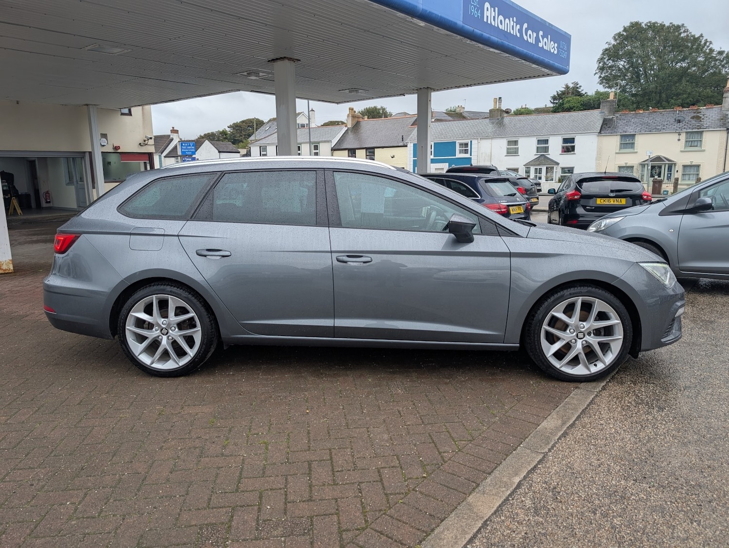 Used SEAT Leon 2018 for sale - 76793139: Photo 3