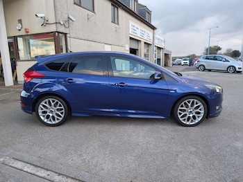 Used Ford Focus 2017 for sale - 76911104: Photo
