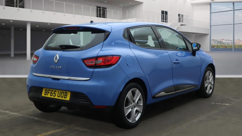 Used Renault Clio 2015 for sale - 77622478: Photo 3