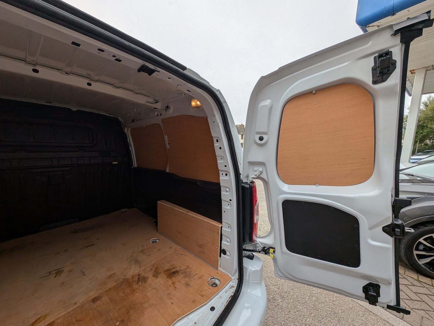 Vehicle 14