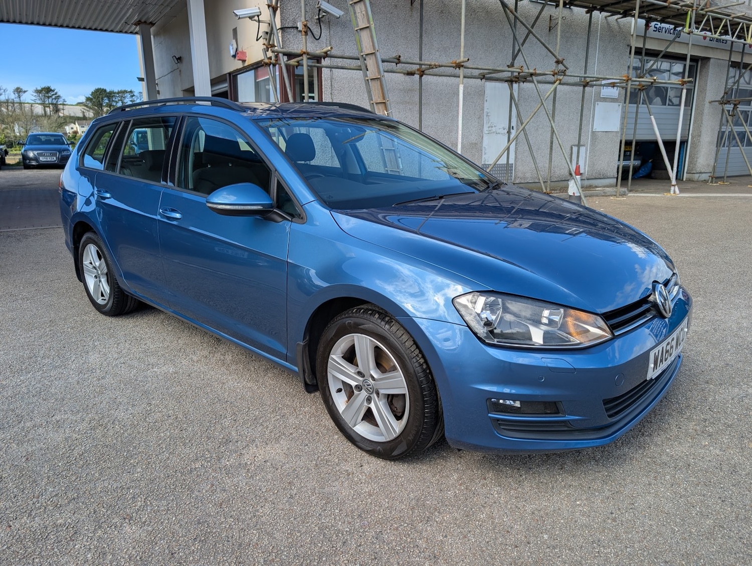 Used Volkswagen Golf 2016 for sale - 78213585: Photo 2