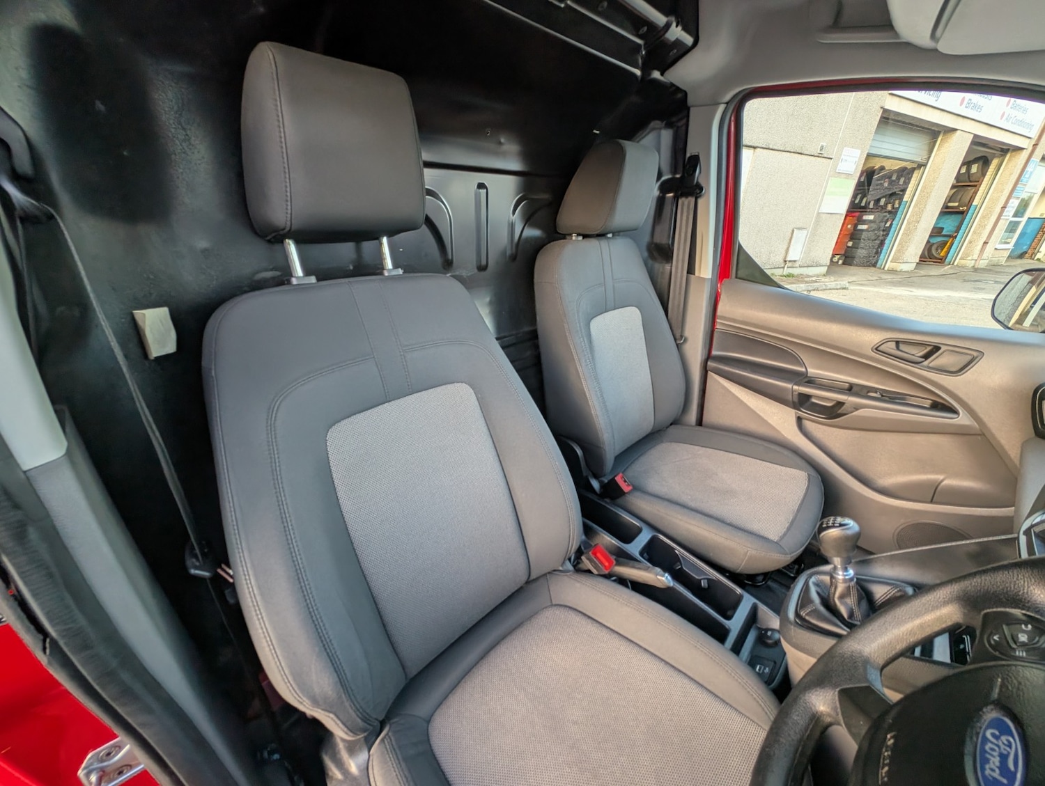 Used Ford Transit Connect 2020 for sale - 76848624: Photo 14