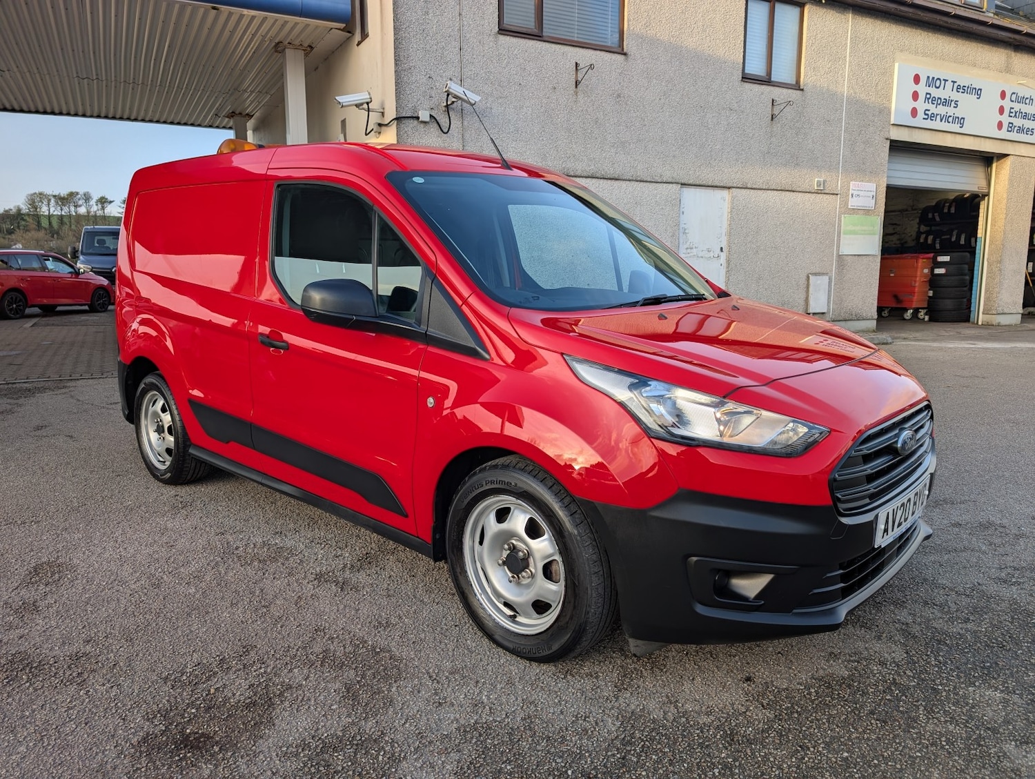 Used Ford Transit Connect 2020 for sale - 76848624: Photo 2