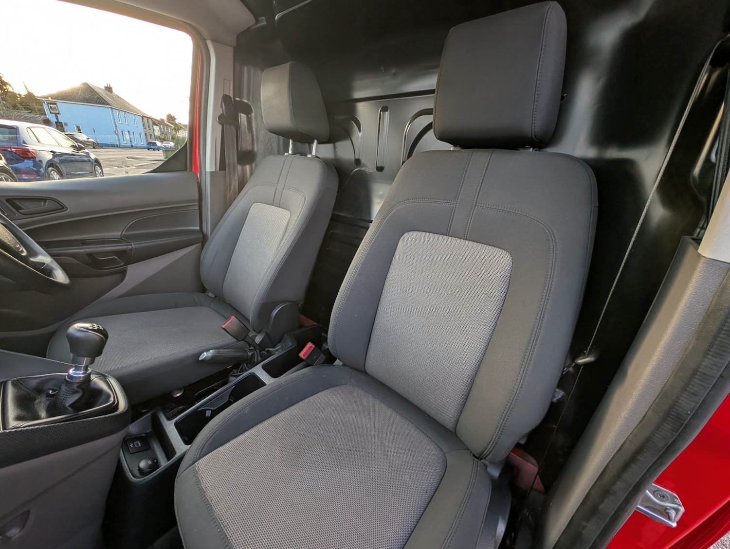 Used Ford Transit Connect 2020 for sale - 76848624: Photo 23