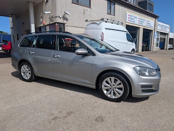 Used Volkswagen Golf 2014 for sale - 75705974: Photo