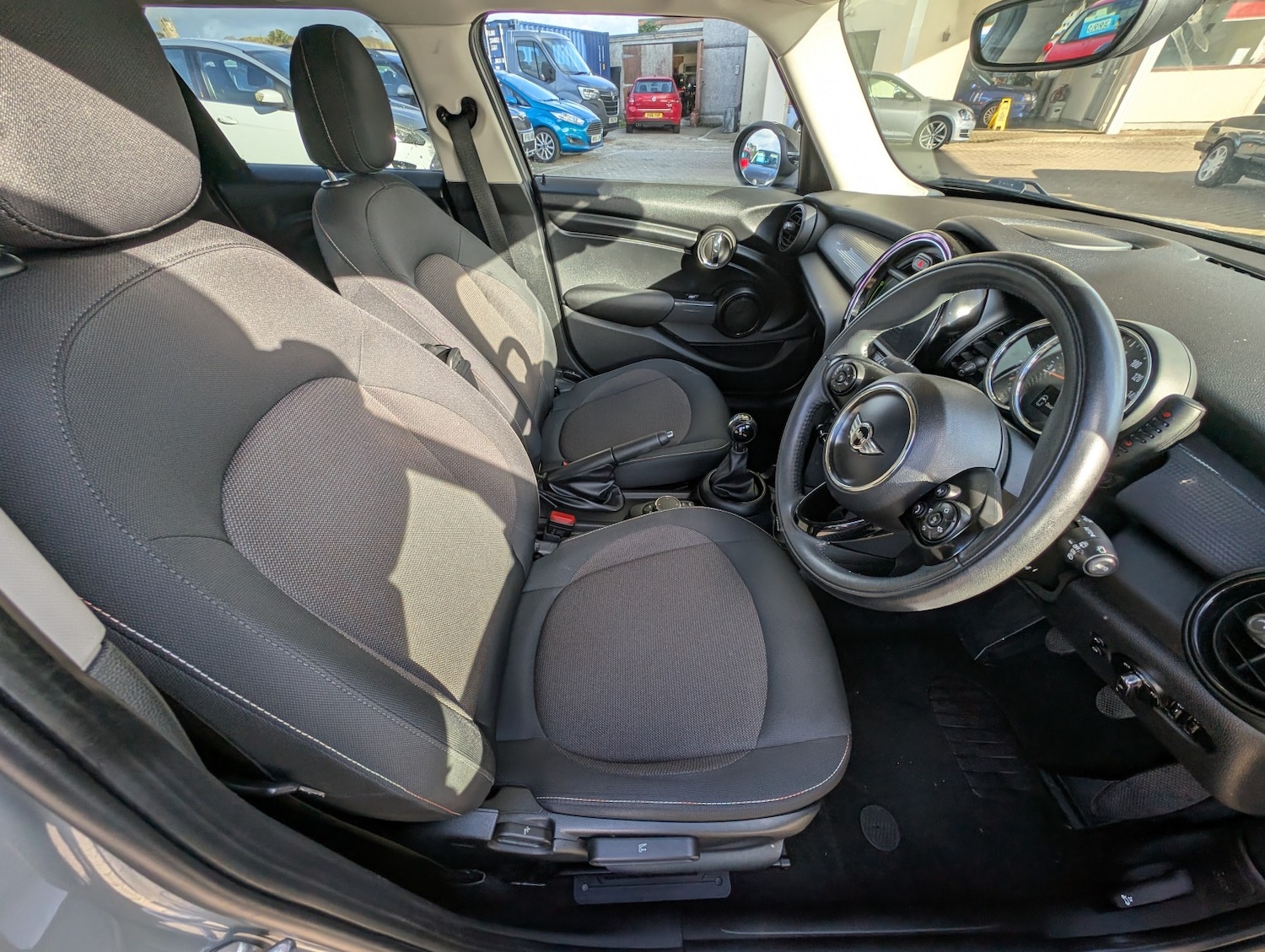 Used MINI Hatch 2017 for sale - 76571095: Photo 13