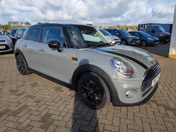 Used MINI Hatch 2017 for sale - 76571095: Photo