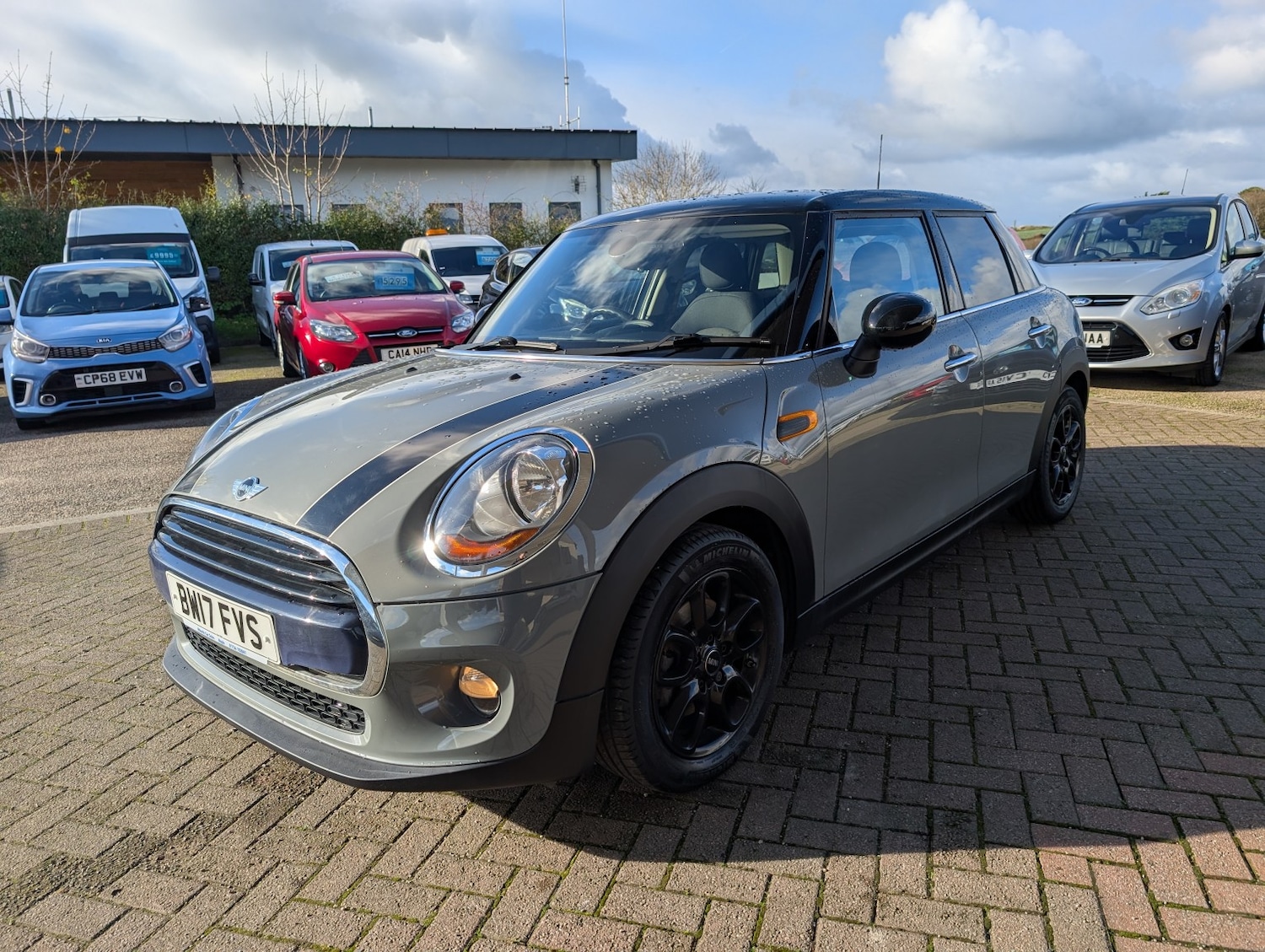 Used MINI Hatch 2017 for sale - 76571095: Photo 8