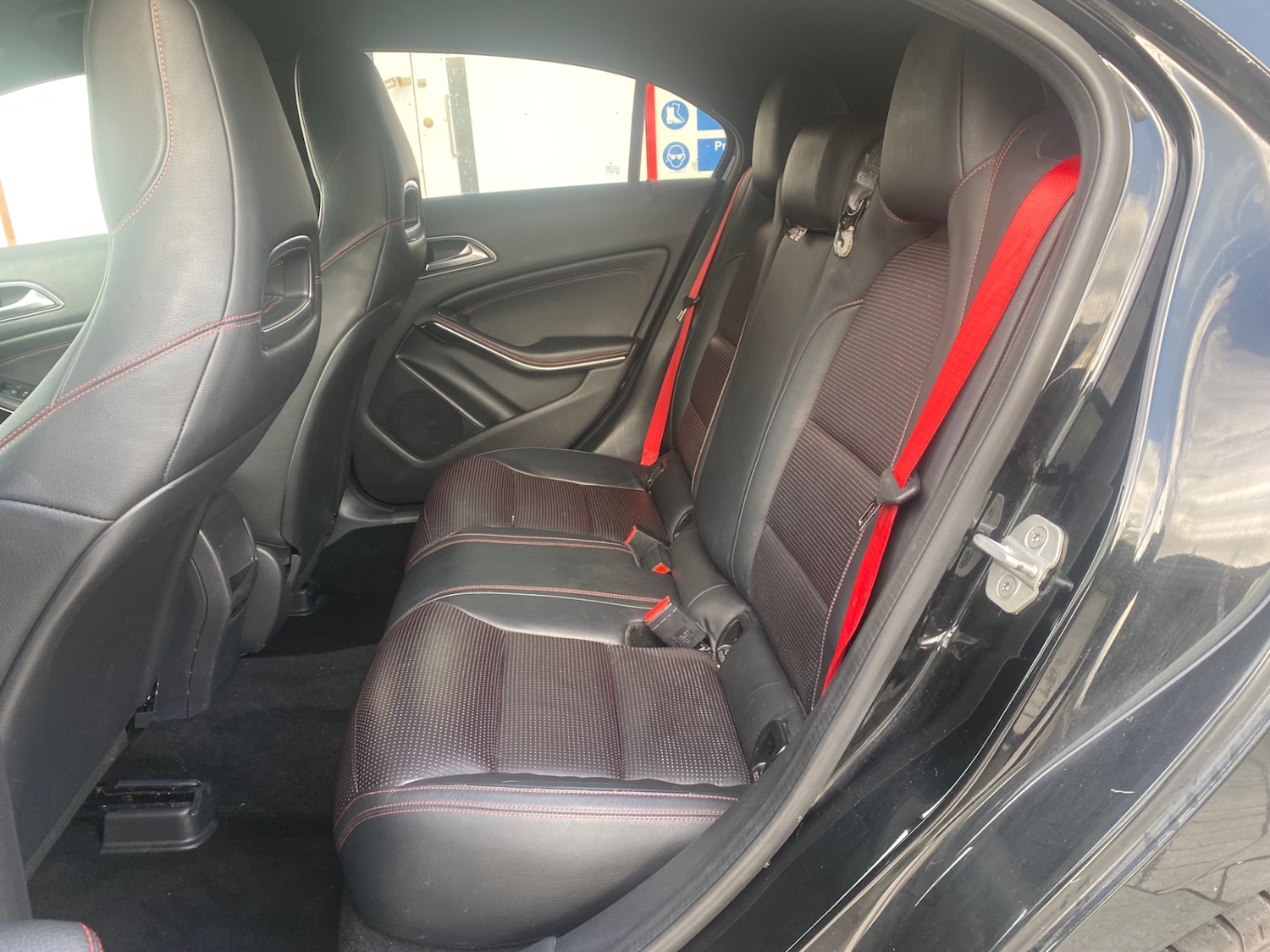 Used Mercedes-Benz A-Class 2013 for sale - 77617936: Photo 11