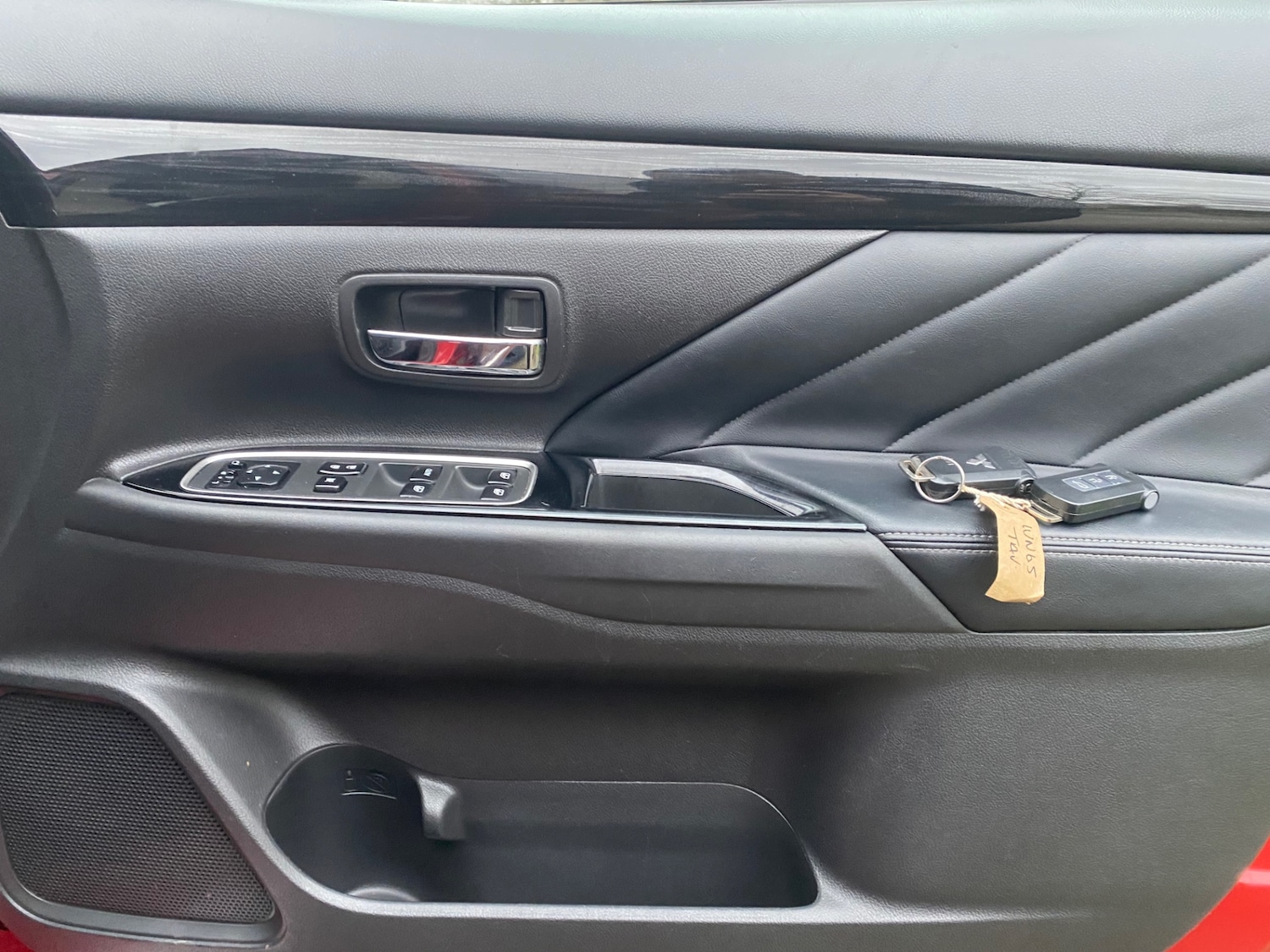 Used Mitsubishi Outlander 2015 for sale - 77622607: Photo 24