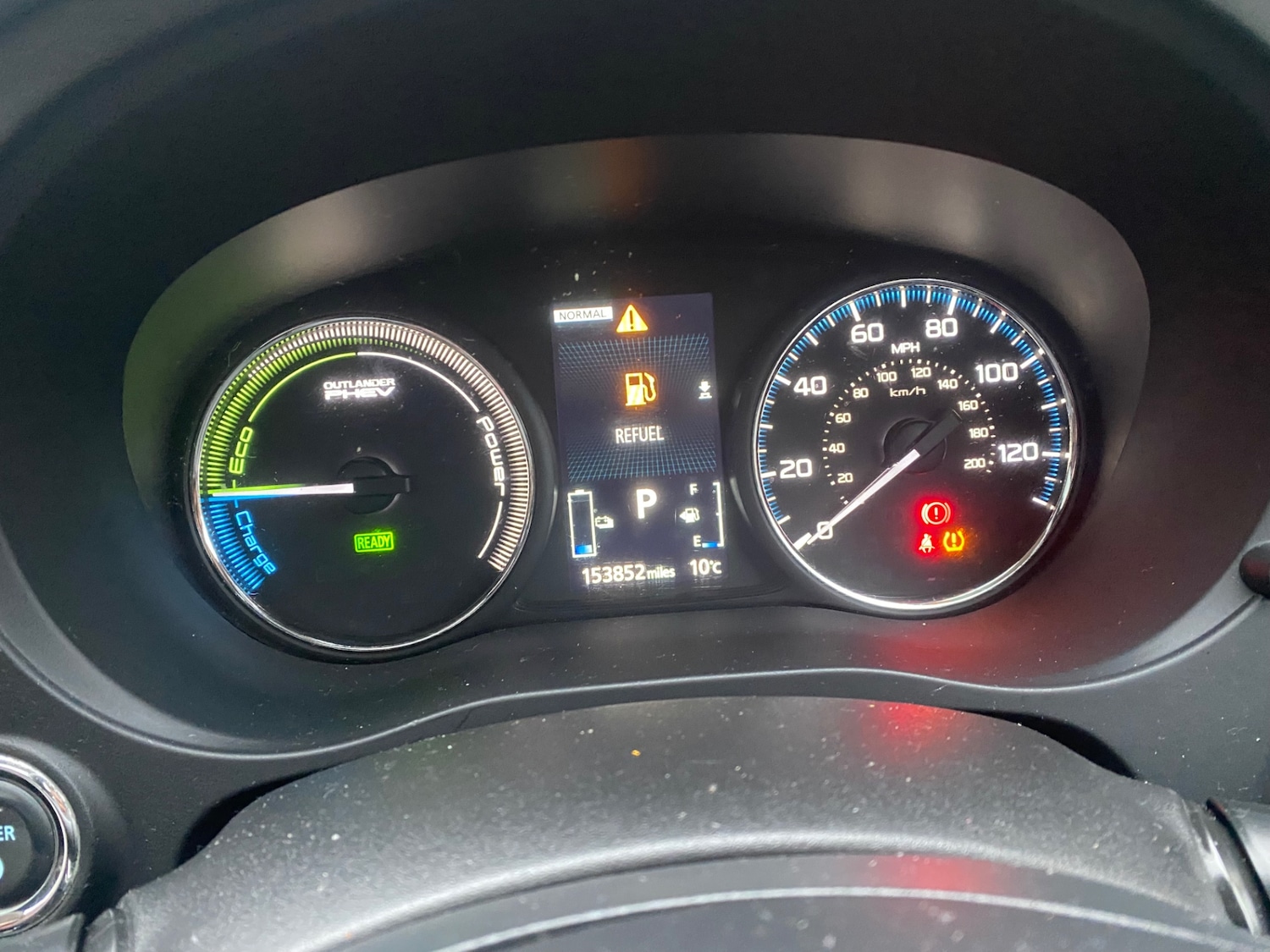 Used Mitsubishi Outlander 2015 for sale - 77622607: Photo 25