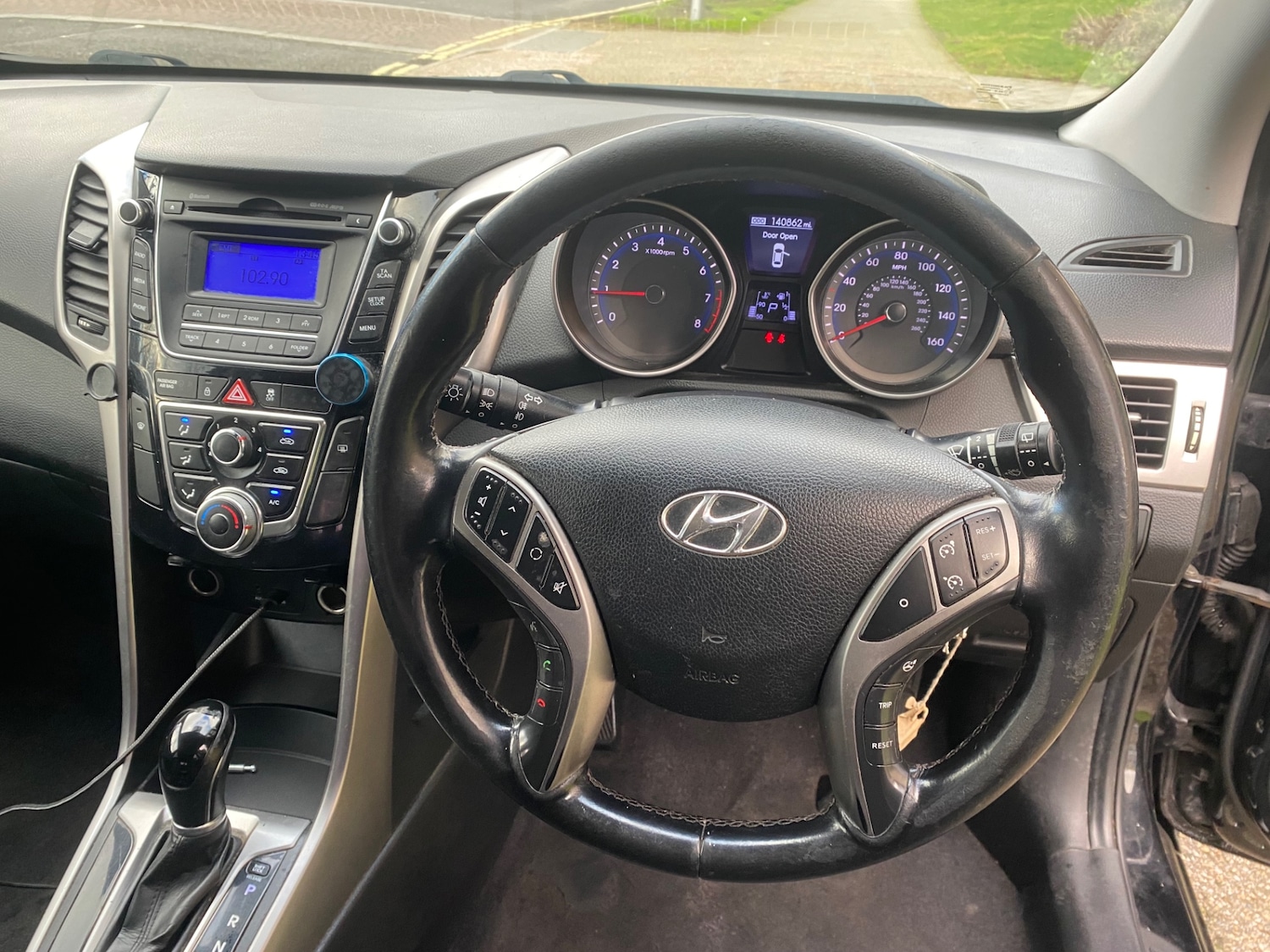 Used Hyundai i30 2014 for sale - 77622767: Photo 12