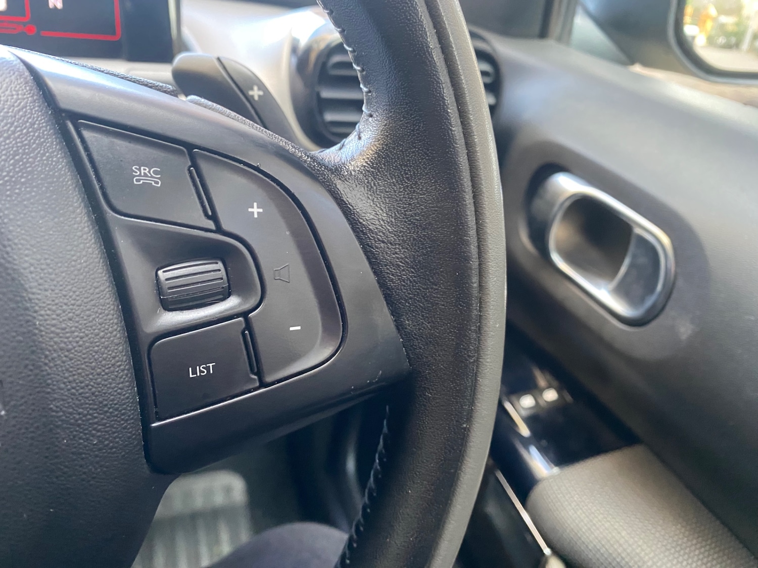 Used Citroen C4 Cactus 2017 for sale - 77622357: Photo 20