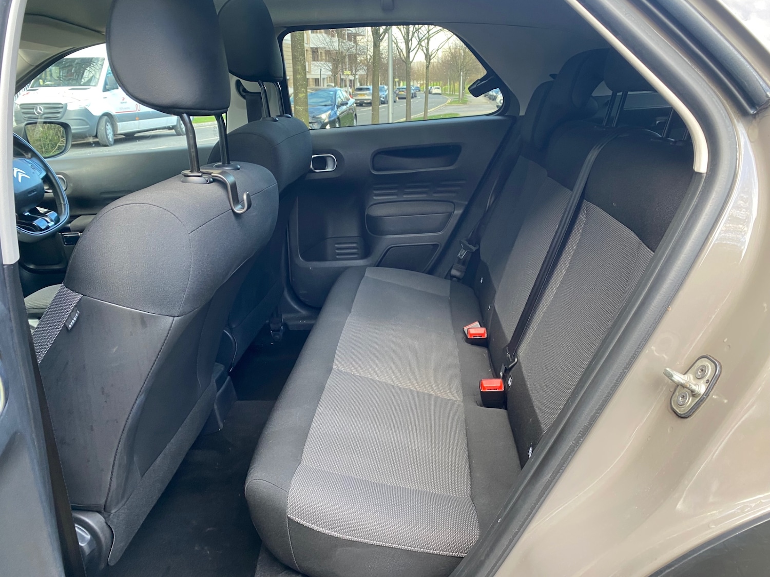 Used Citroen C4 Cactus 2017 for sale - 77622357: Photo 8